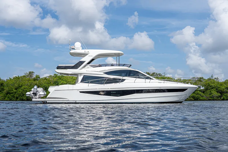 Slide: The Image of Galeon 550 Fly 2022 - 83