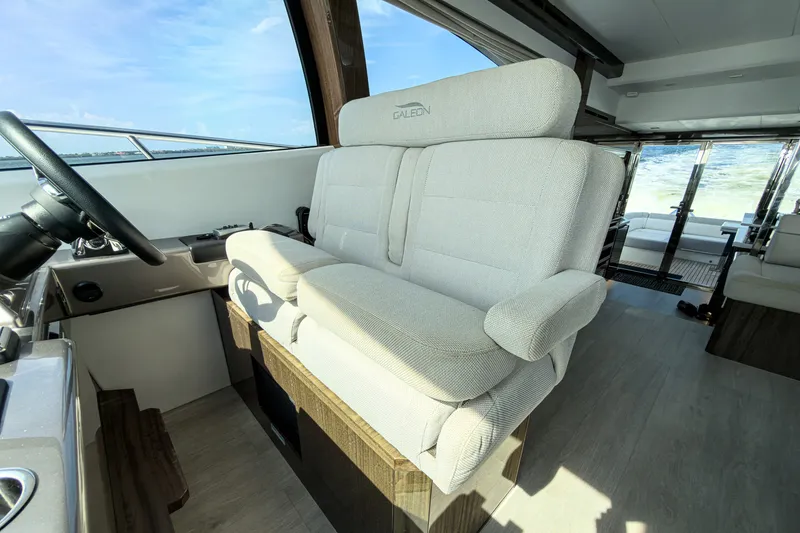 Slide: The Image of Galeon 550 Fly 2022 - 25