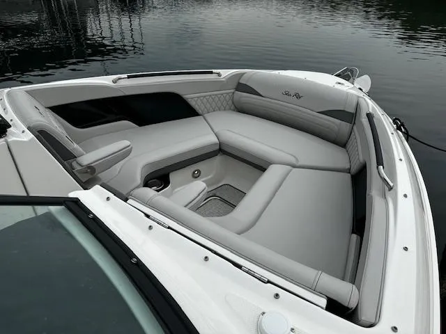 Slide: The Image of Luxurious seating area on the 2024 Sea Ray SLX 280 boat. - 33