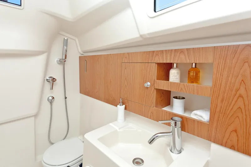 Slide: The Image of Hanse 315 2025 - 10