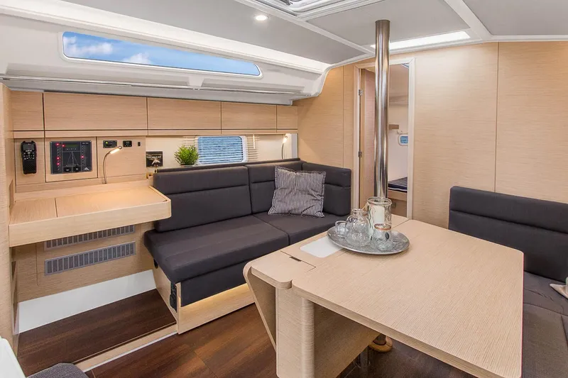 Slide: The Image of Hanse 388 2025 - 5