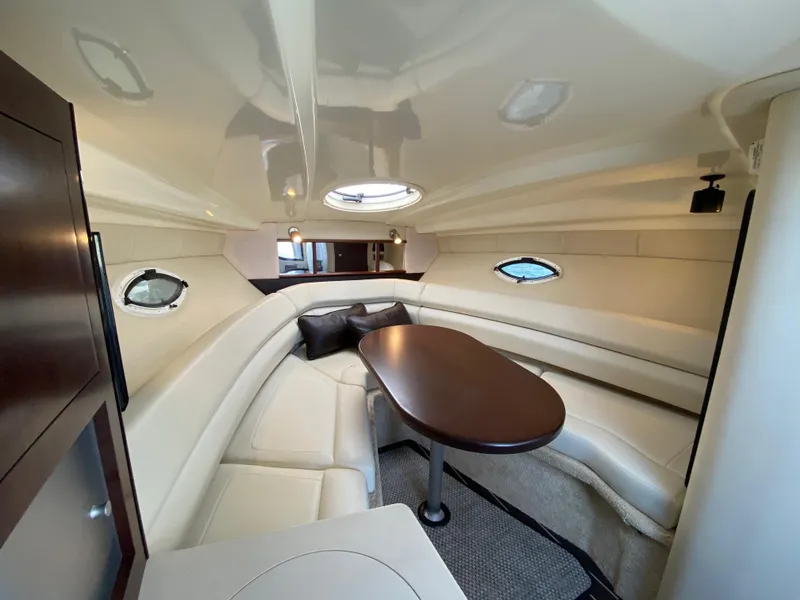 Slide: The Image of Monterey 275 Sport Yacht 2015 - 50