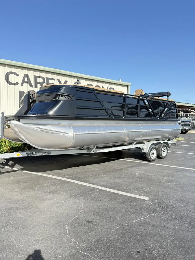 Slide: The Image of Veranda VX22RC Premium Pontoon/Tritoon 2026 - 9
