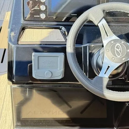 Slide: The Image of Veranda VX22RC Premium Pontoon/Tritoon 2026 - 26