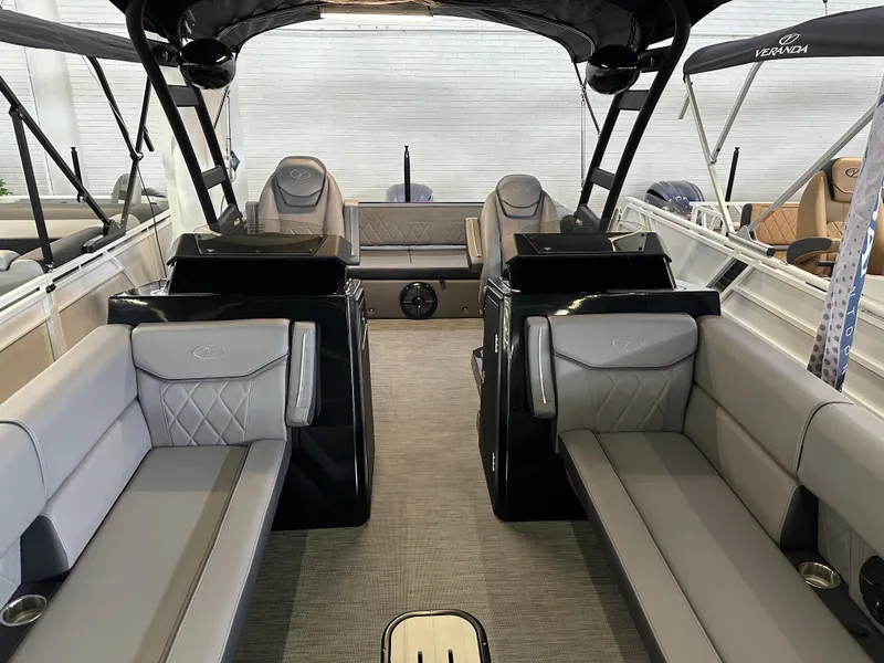 Slide: The Image of Veranda VX25DCVL Premium 2026 - 1