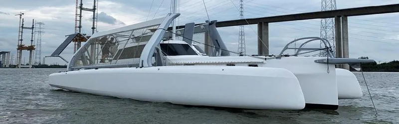 Slide: The Image of Rapido 50 (R40 will look similar) - 2