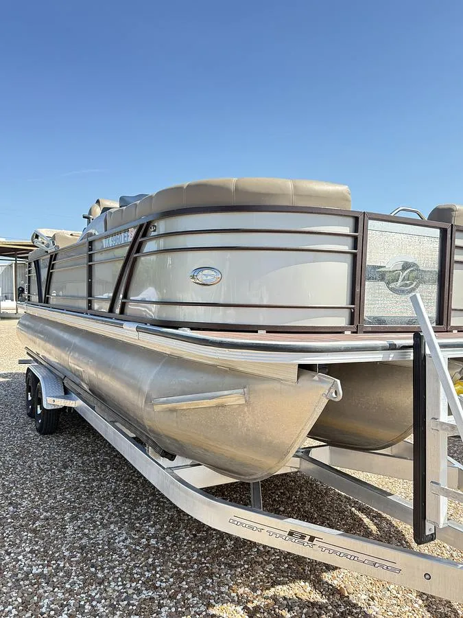 The Image of Veranda VX25RC Pontoon/Tritoon 2019 - undefined