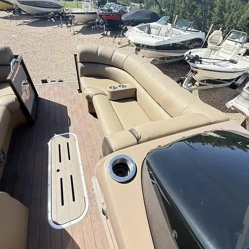 Slide: The Image of Veranda VX25RC Pontoon/Tritoon 2019 - 20