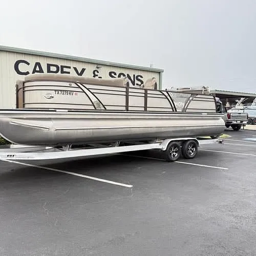 Slide: The Image of Veranda VTX25VLC Pontoon/Tritoon 2023 - 22