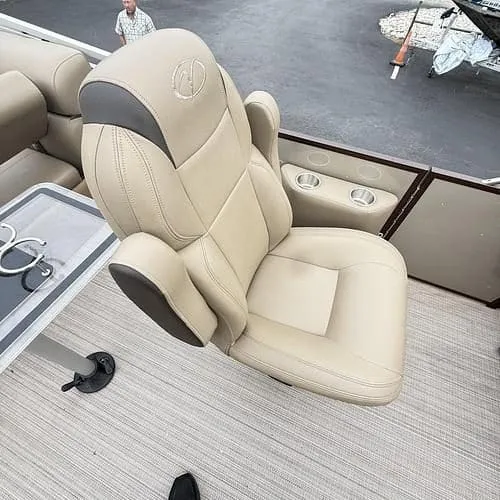 Slide: The Image of Veranda VTX25VLC Pontoon/Tritoon 2023 - 26