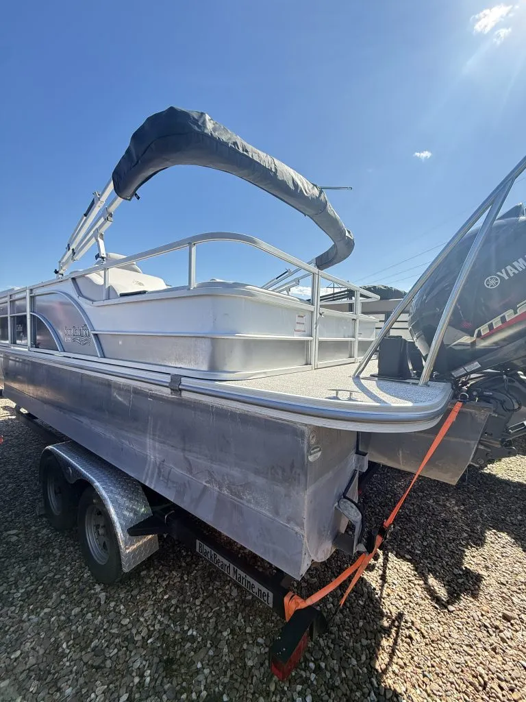 Slide: The Image of G3 322 SS SALTWATER SERIES Pontoon Pontoon/Tritoon Tritoon XL Package 2021 - 5