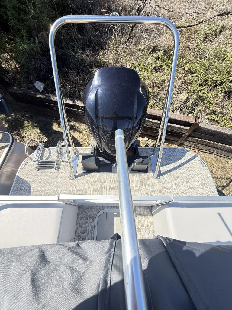 Slide: The Image of G3 322 SS SALTWATER SERIES Pontoon Pontoon/Tritoon Tritoon XL Package 2021 - 18