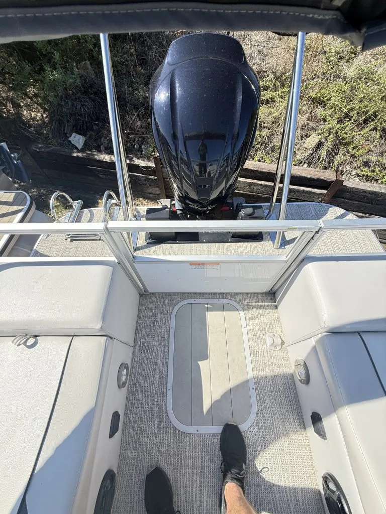 Slide: The Image of G3 322 SS SALTWATER SERIES Pontoon Pontoon/Tritoon Tritoon XL Package 2021 - 17