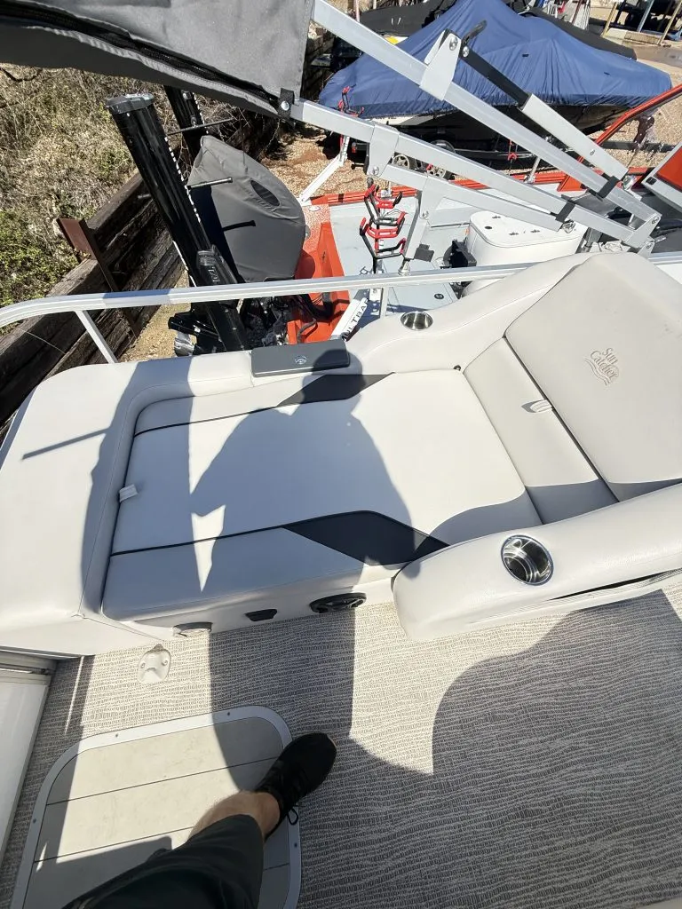 Slide: The Image of G3 322 SS SALTWATER SERIES Pontoon Pontoon/Tritoon Tritoon XL Package 2021 - 20