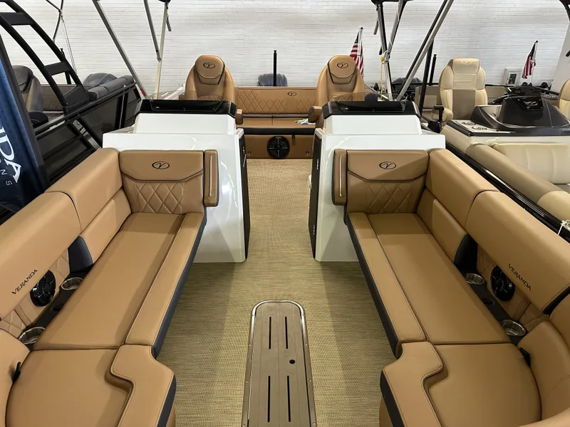 The Image of Veranda VX25DCVL PREMIUM 2025 - 0