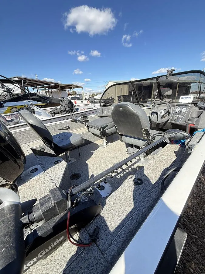 Slide: The Image of Tracker/Tahoe PGV16WT Bass/Fishing 2021 - 2