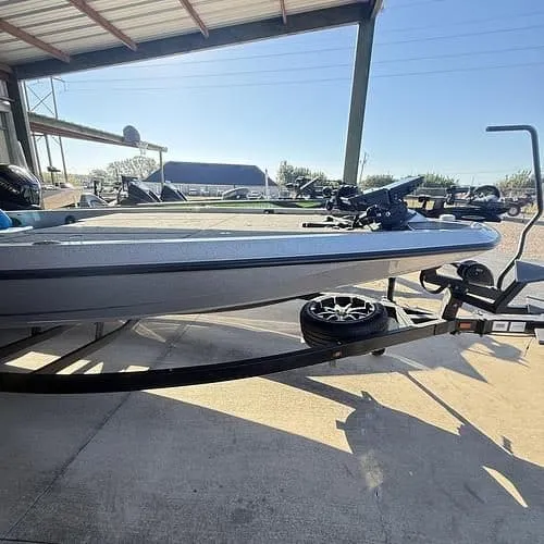 Slide: The Image of Ikon LX 21 Bass/Fishing Bass/Fishing Boat Fishing Crappie 2024 - 15