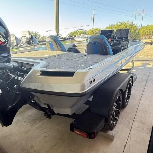 Slide: The Image of Ikon LX 21 Bass/Fishing Bass/Fishing Boat Fishing Crappie 2024 - 28