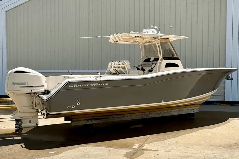 Slide: The Image of Grady-White 271 CANYON 2021 - 0