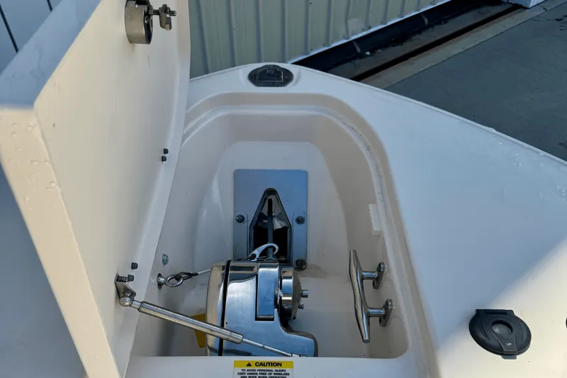 Slide: The Image of Grady-White 271 CANYON 2021 - 17