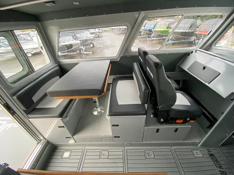 Slide: The Image of North River 2900 SXL 2026 - 13