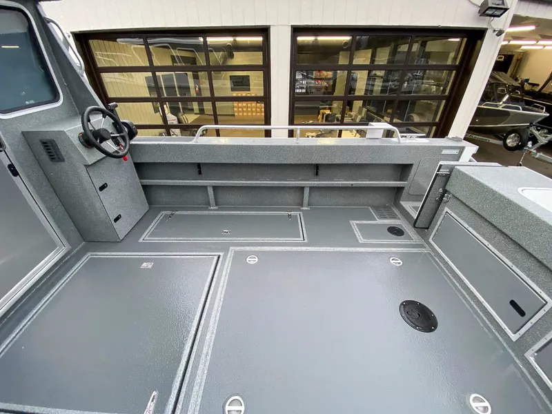 Slide: The Image of North River Seahawk 2900 SXL 2026 - 16