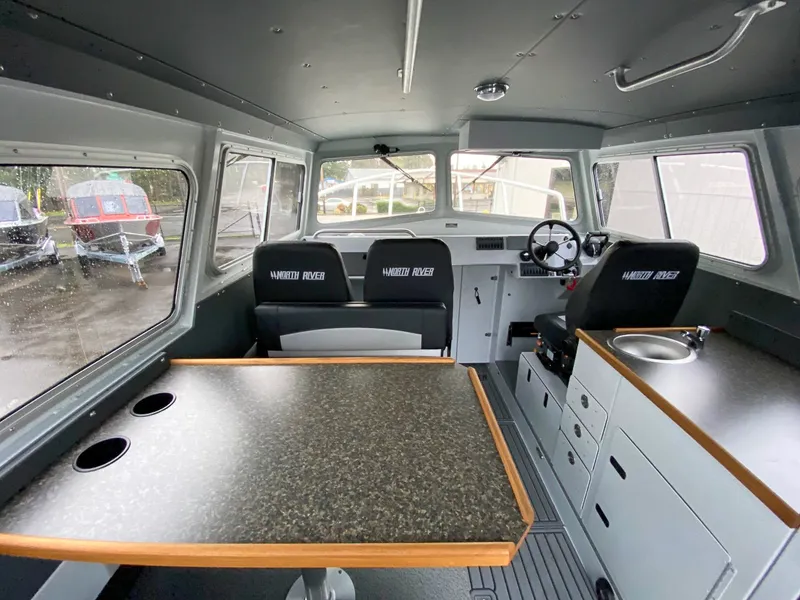 Slide: The Image of North River Seahawk 2900 SXL 2026 - 8