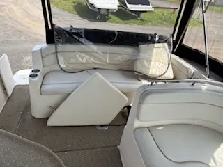Slide: The Image of Rinker 320 FIESTA VEE 2005 - 6