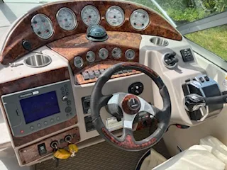 Slide: The Image of Rinker 320 FIESTA VEE 2005 - 9