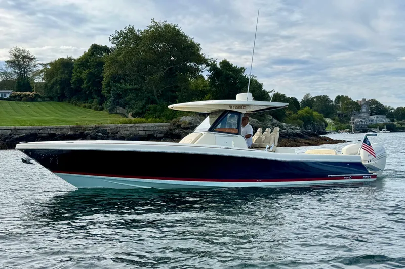 Slide: The Image of Chris-Craft Catalina 34 2019 - 2