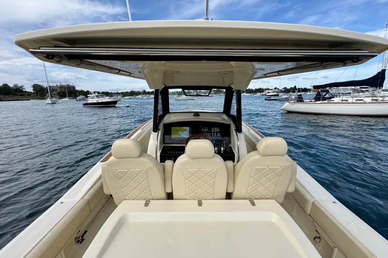 Slide: The Image of Chris-Craft Catalina 34 2019 - 6