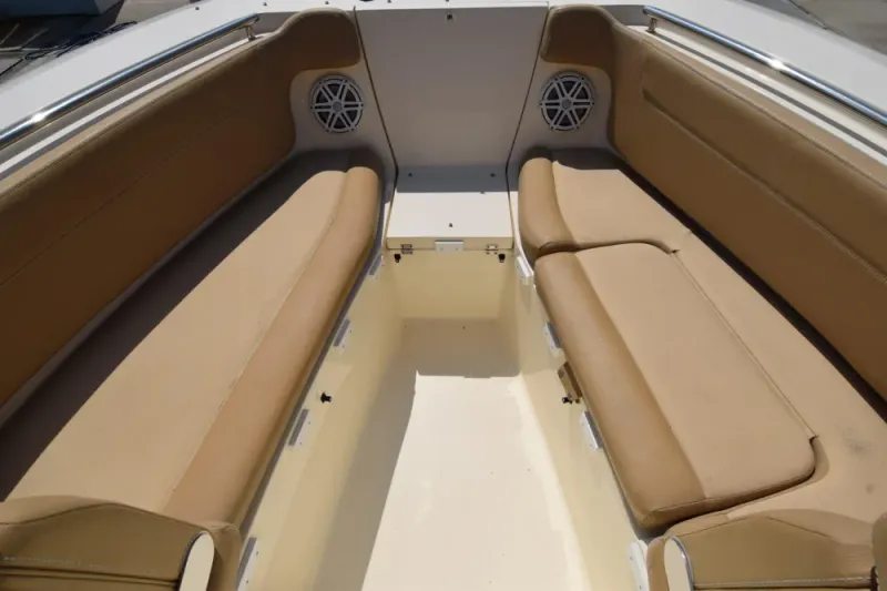 Slide: The Image of Scout 275 Dorado 2017 - 3