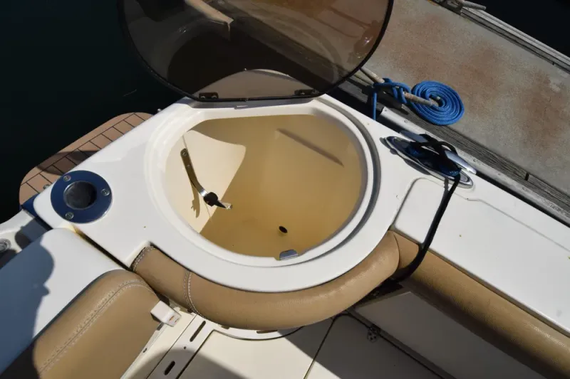 Slide: The Image of Scout 275 Dorado 2017 - 19