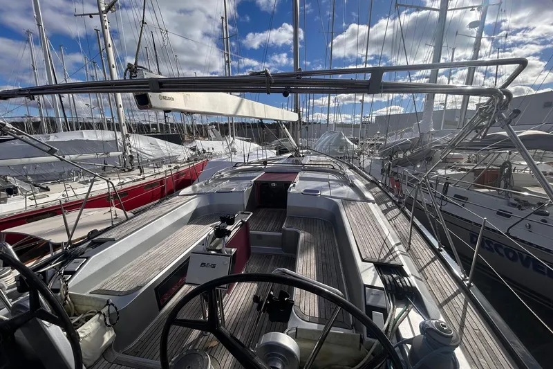 Slide: The Image of Hanse 545 2010 - 13