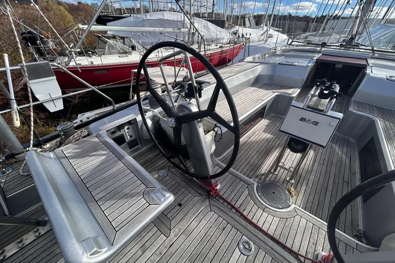 Slide: The Image of Hanse 545 2010 - 11