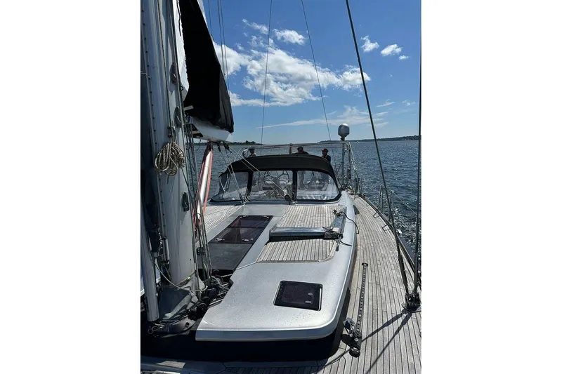 Slide: The Image of Hanse 545 2010 - 4