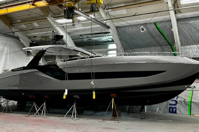 Slide: The Image of Azimut Verve 47 2023 - 44