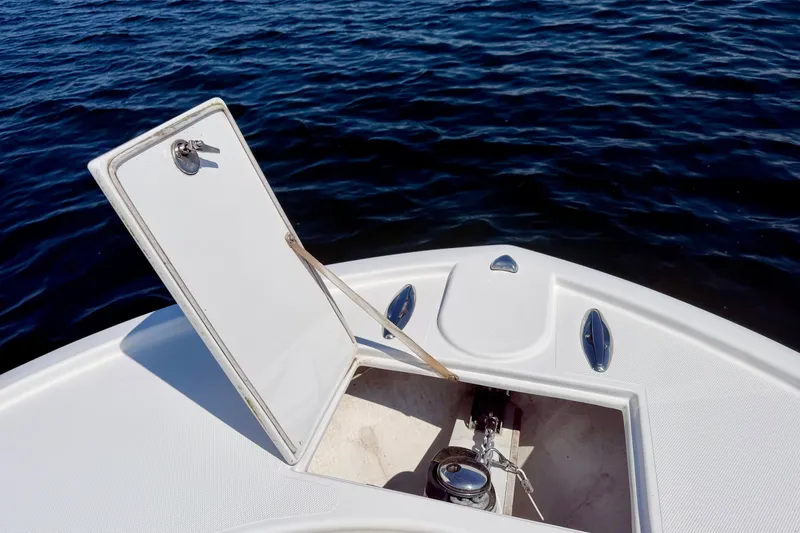 Slide: The Image of Buddy Davis 28 Center Console 2014 - 8