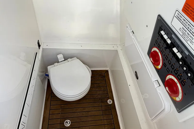 Slide: The Image of Buddy Davis 28 Center Console 2014 - 18