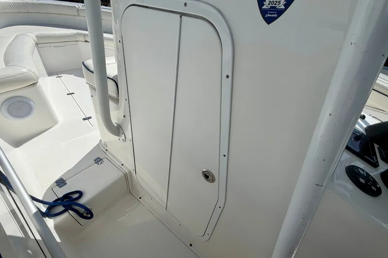 Slide: The Image of Buddy Davis 28 Center Console 2014 - 16