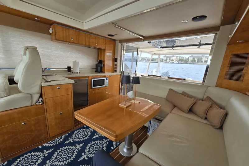 Slide: The Image of Riviera 4400 SPORT YACHT 2009 - 13