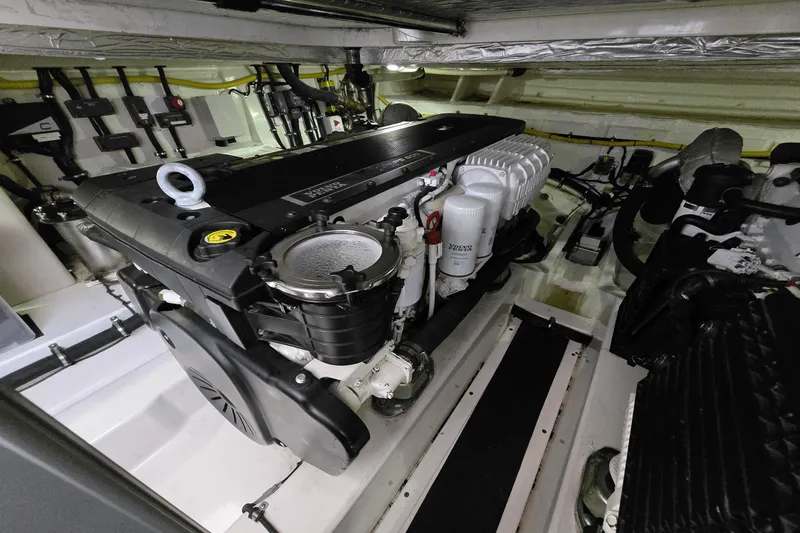 Slide: The Image of Riviera 4400 SPORT YACHT 2009 - 35