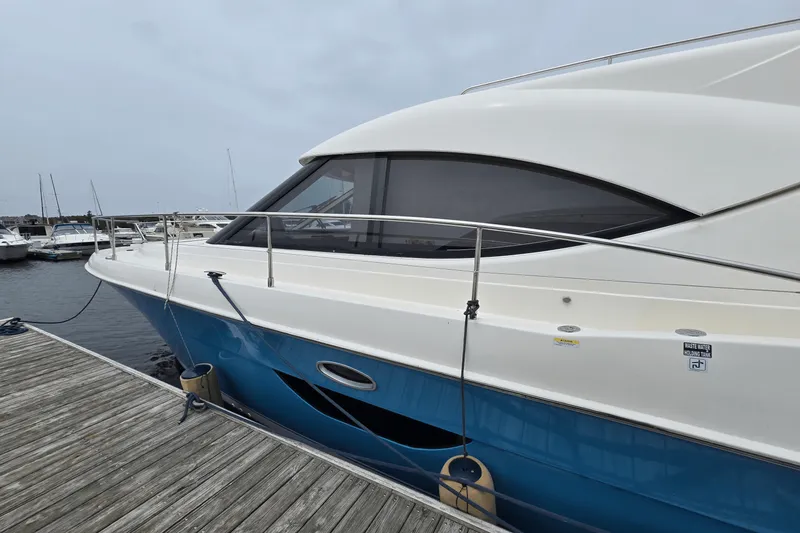 Slide: The Image of Riviera 4400 SPORT YACHT 2009 - 4