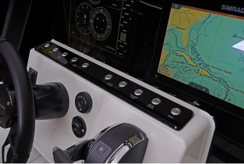 Slide: The Image of Brig Navigator 24 2027 - 9
