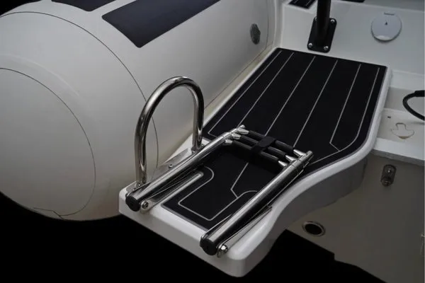 Slide: The Image of Brig Navigator 24 2027 - 13