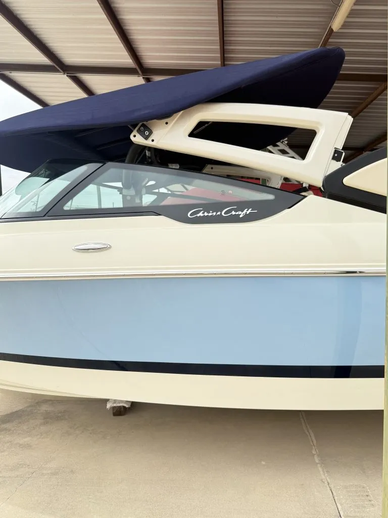 Slide: The Image of Chris-Craft SPORTSTER 25 MR 2026 - 1