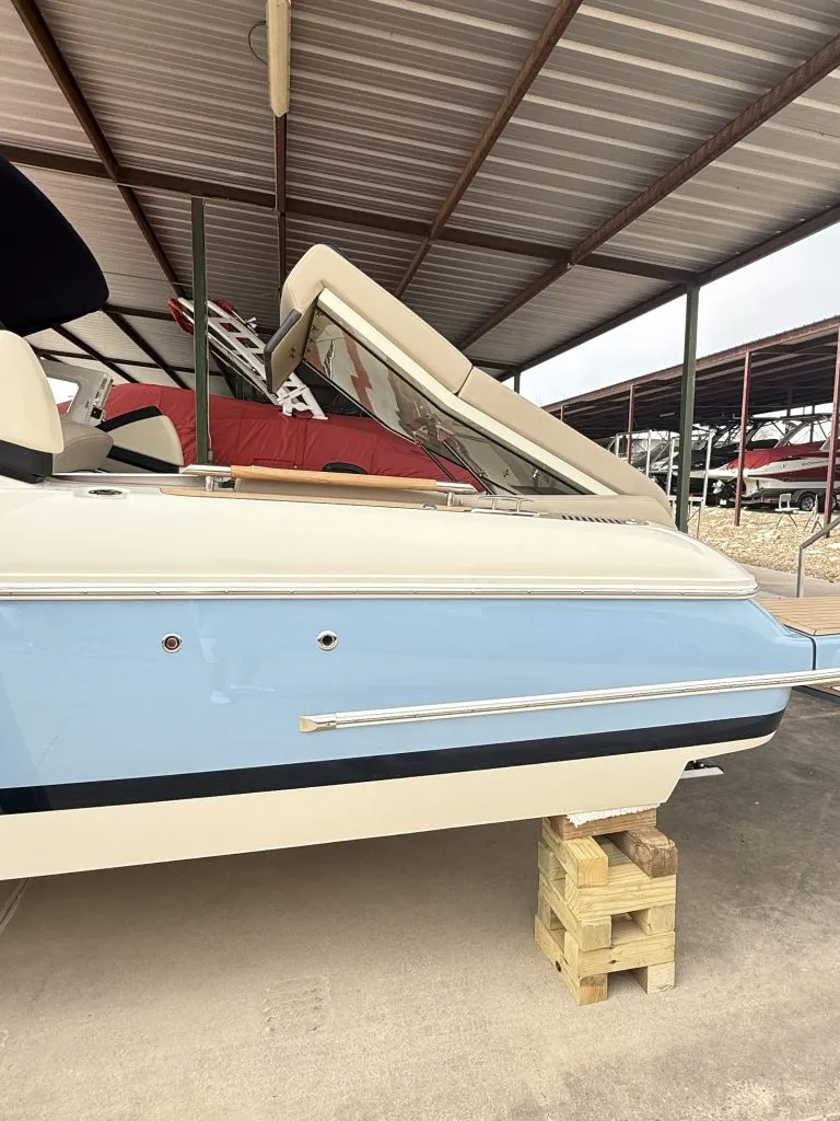 Slide: The Image of Chris-Craft SPORTSTER 25 MR 2026 - 2