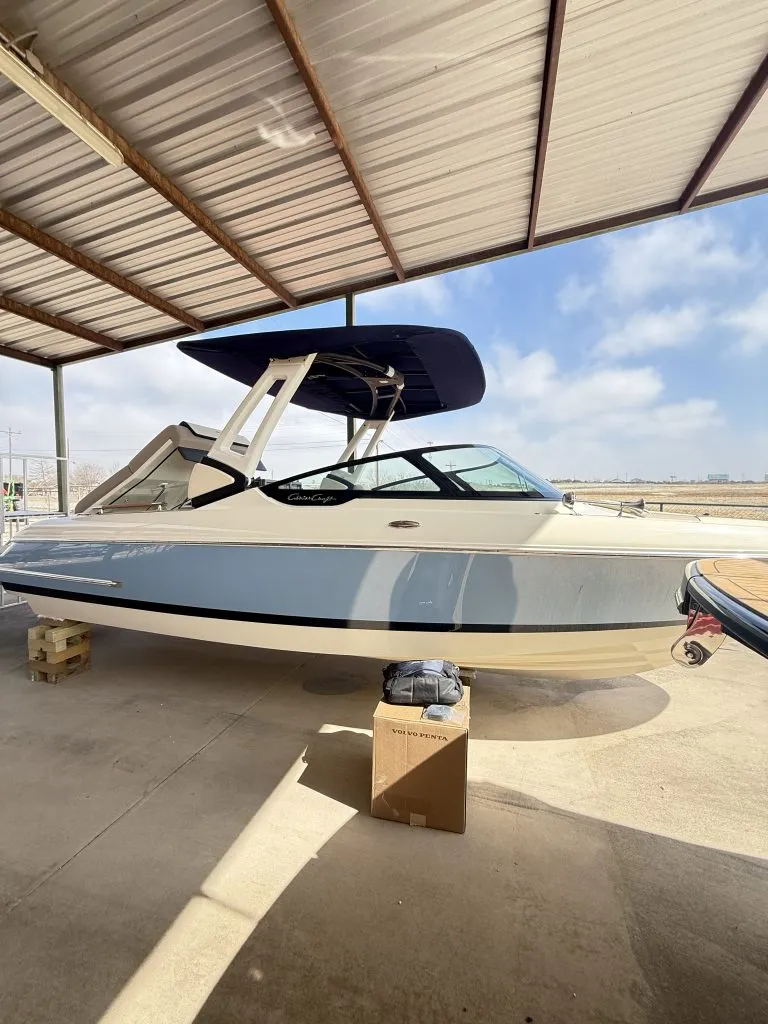 Slide: The Image of Chris-Craft SPORTSTER 25 MR 2026 - 10