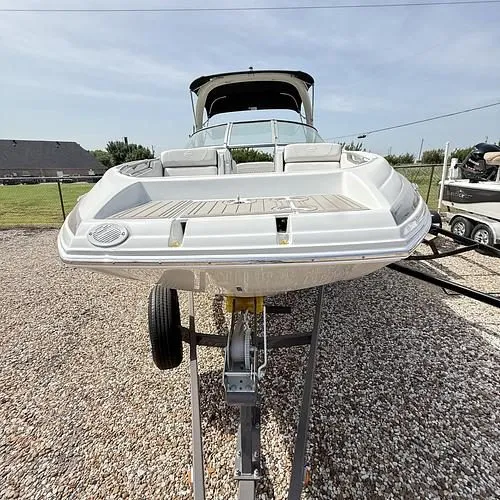 Slide: The Image of Crownline Boats E255 Bowrider 2022 - 15