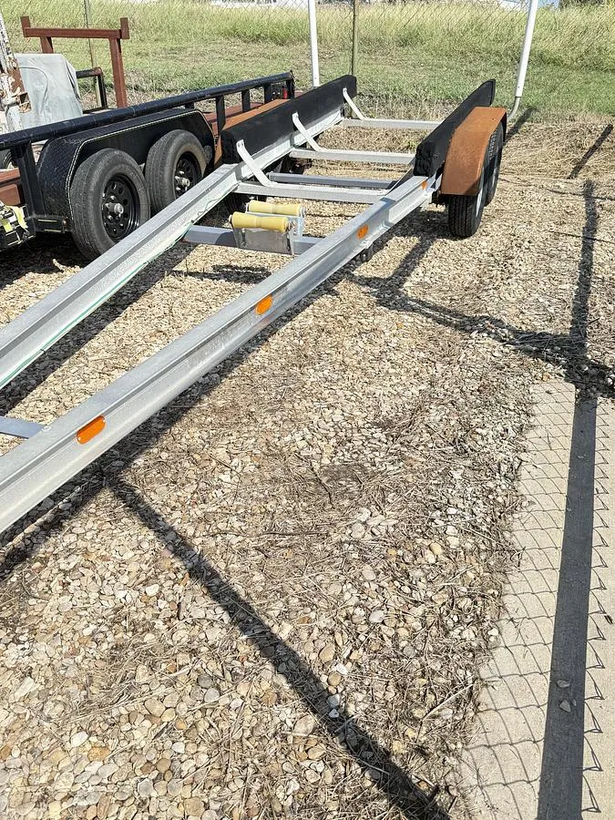 Slide: The Image of ShoreLand'r Tandem Axle Trailer 1998 - 1
